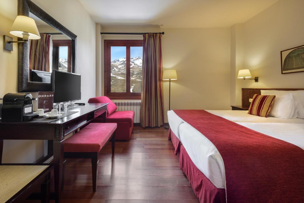 Hotel Saliecho Formigal Eksteriør billede