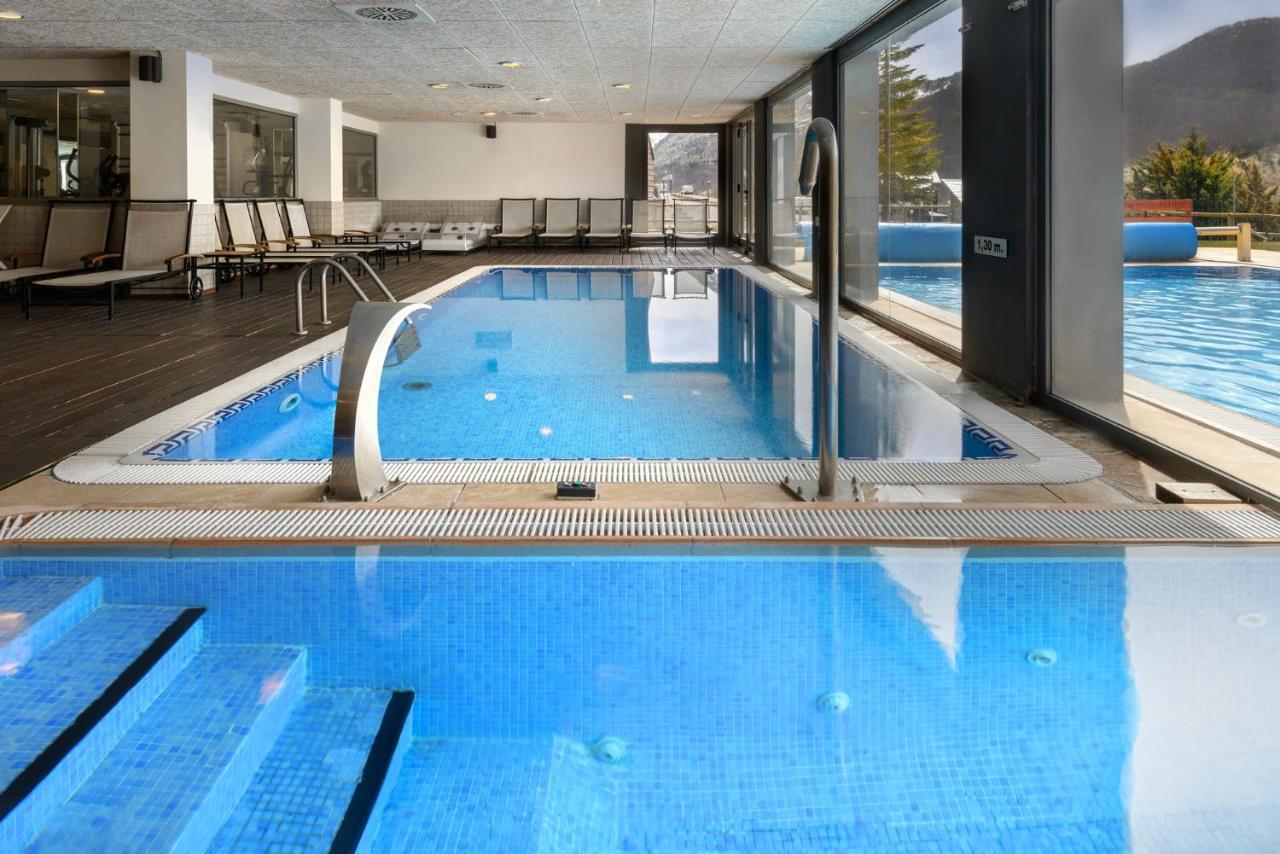 Hotel Saliecho Formigal Eksteriør billede